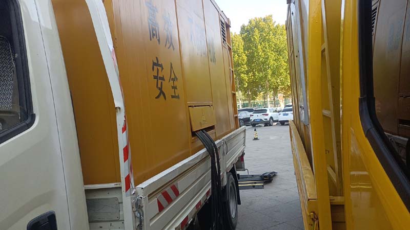 蓬江如何判断柴油发电机组和UPS电源的切换时间是否符合要求？