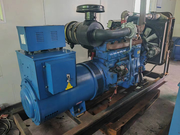 蓬江100kW柴油发电机组使用多级机油有哪些优缺点？